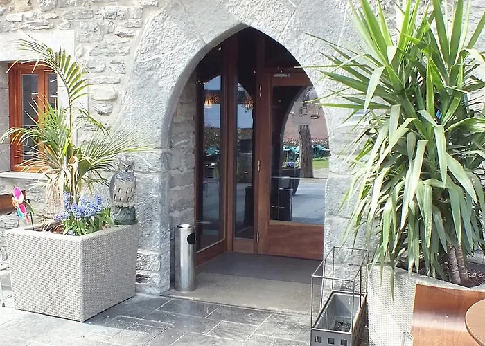 Larramendi Torrea Hotel