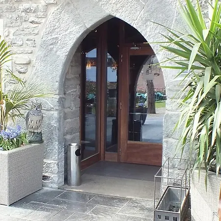 Larramendi Torrea Hotel